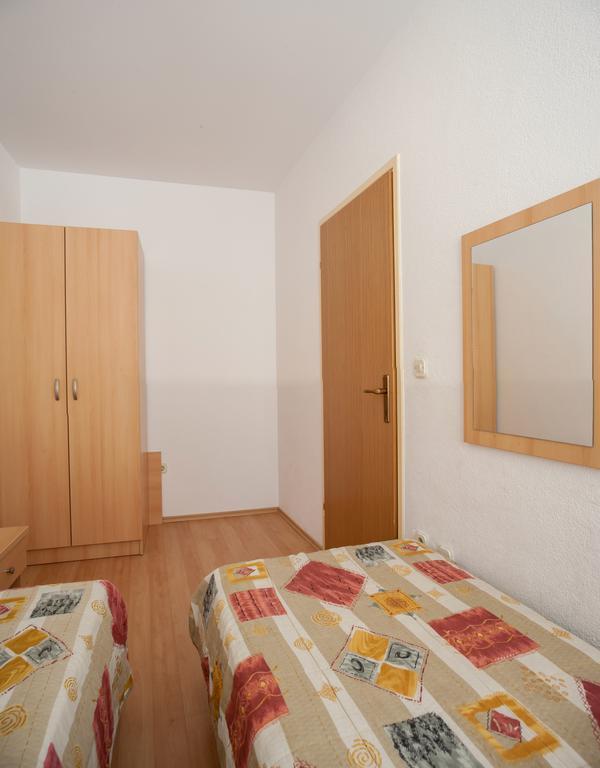 Apartments Waterfront Ivan Подгора Номер фото